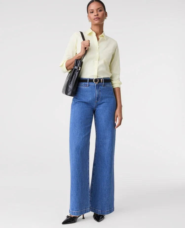The Petite Wide-Leg Jean