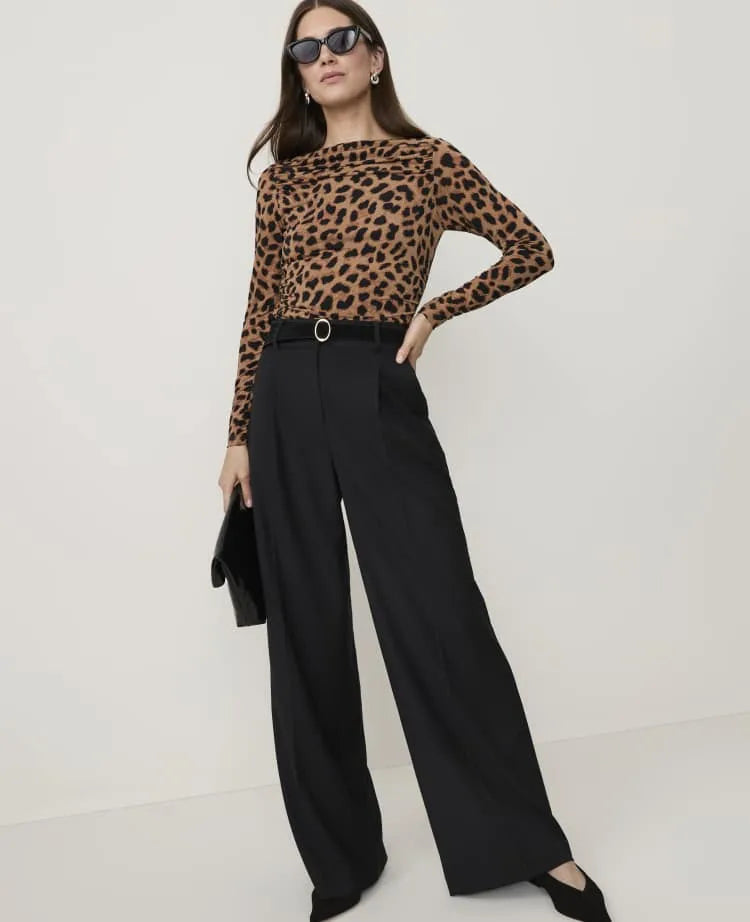 The Petite Pleated Wide-Leg Pant