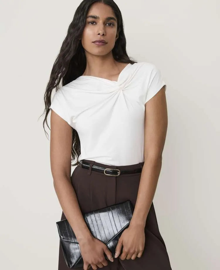 Twist Front Top