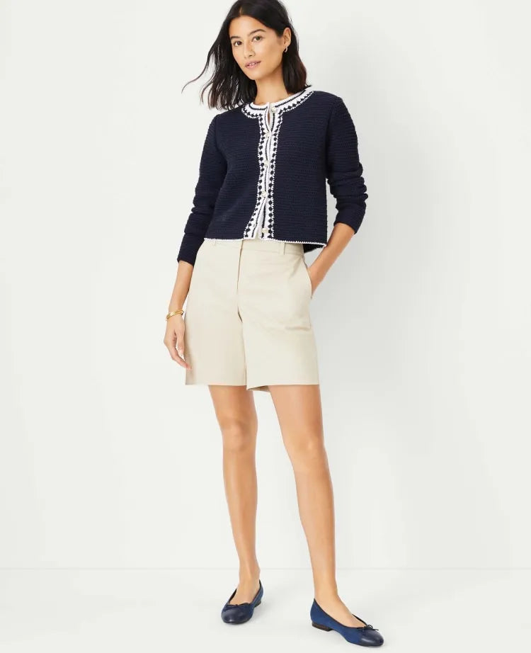 The Petite Mid Short