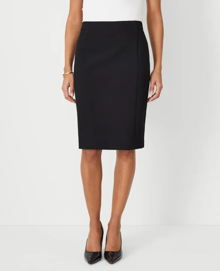 The Petite Seamed Pencil Skirt in Seasonless Stretch — Curvy Fit