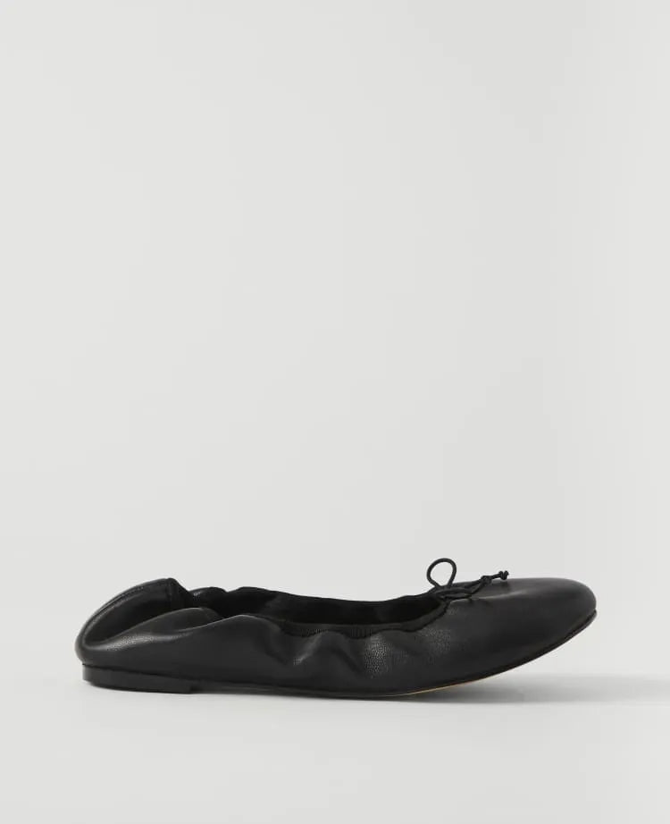 Weekend Leather Bow Ballet Flat