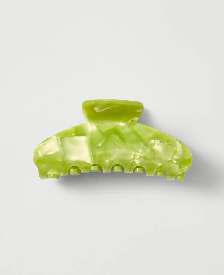 The Summer Claw Clip
