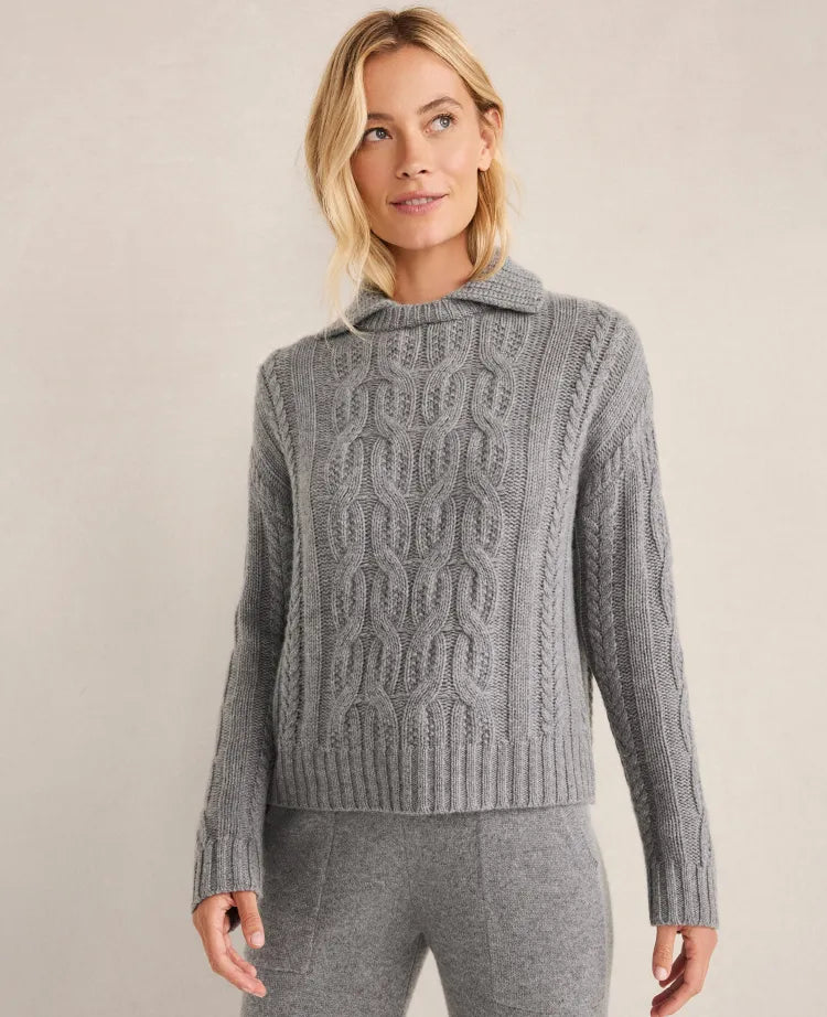 CASHMERE CABLE COLLARED PO