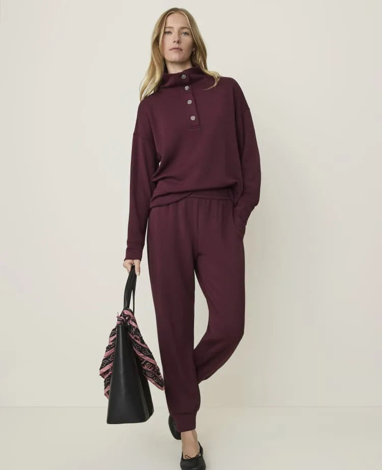 Petite Weekend Easy Fit Jogger in CloudPlush