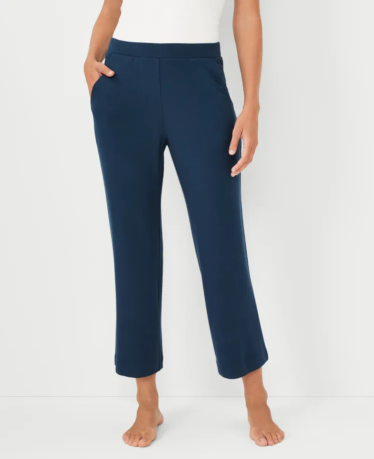 The Wide-Leg Lounge Pant