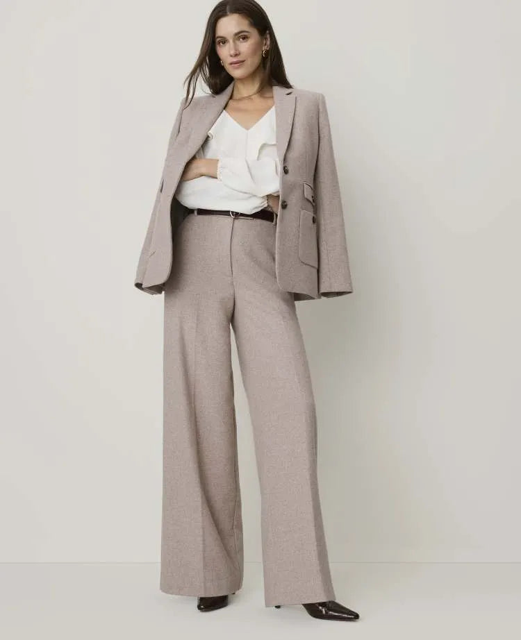 The Petite Wide-Leg Pant