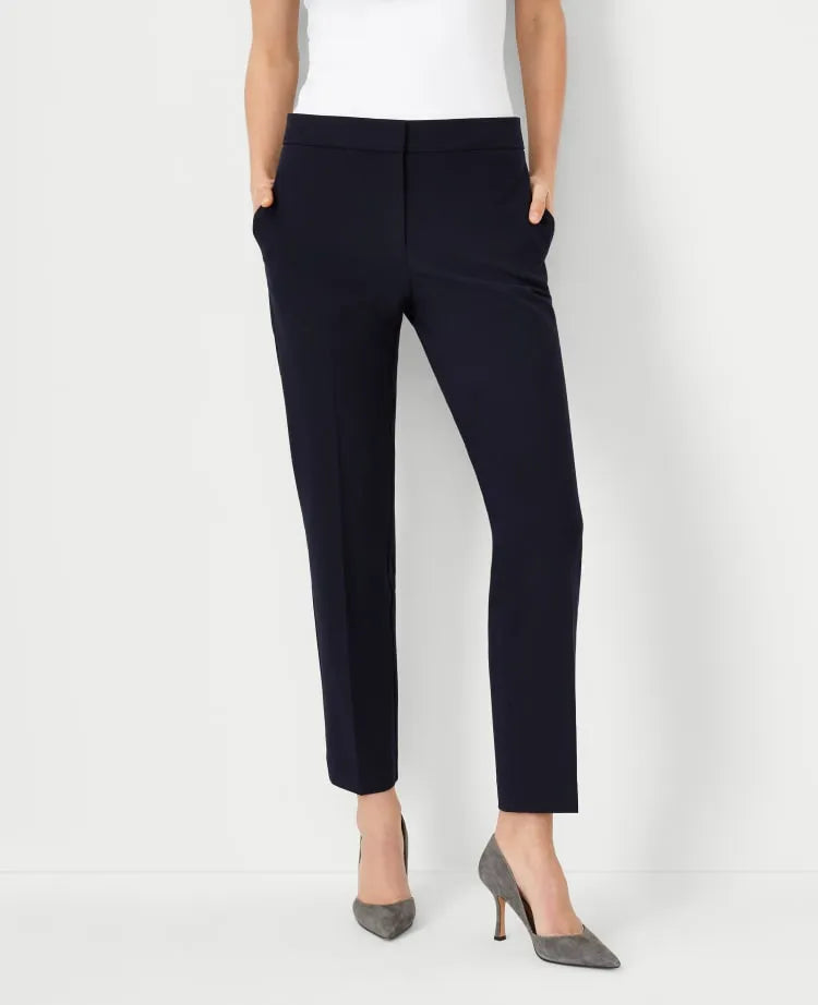 The Petite Ankle Pant in Seasonless Stretch - Curvy Fit