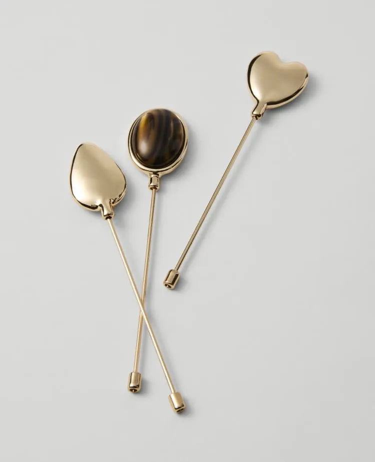 Metal Brooch Set
